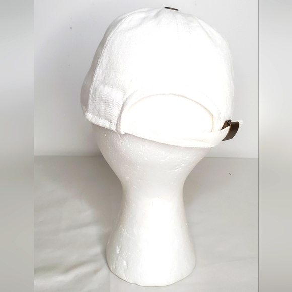 Levi's OS Vintage90s White Cap With Embroidered Logo - Picture 4 of 9